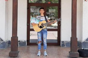 Folkist sătmărean Adrian Feher – Bruno a obţinut premiul special al Festivalului „Dăm Folk”