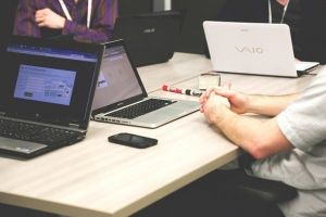 Program de „digitalizare” pentru vârstnicii Clujului