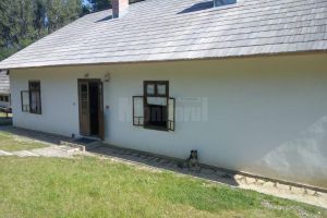 Școala din secolul XIX, din Muzeul Satului Bucovinean, se va deschide oficial în septembrie