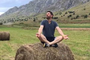 Satul în care soarele răsare de două ori, magnet pentru turiştii din ţară şi nu numai. Cunoscutul jurnalist Alex Dima, fascinat de Rimetea