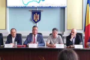ÎN DIRECT Semnarea contractelor pentru trei proiecte importante pentru judeţul Braşov