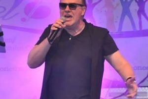 Seara muzicii uşoare româneşti, la Zilele Aradului! Cine urcă pe scenă
