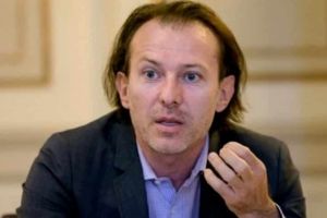 Florin Cîţu zguduie confortul bugetarilor: Fără vouchere, tichete de vacanţă şi pensii speciale