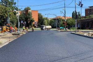 Memento! Se închide traficul în zona Punctelor Cardinale, interzis şi pe sub Bastion