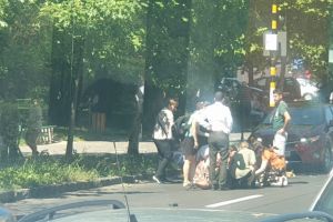 FOTO- Accident, chiar acum, pe un bulevard din Braşov