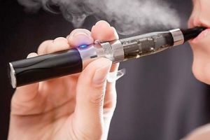 Ultimul studiu al medicilor a scos la iveală noi date despre utilizarea ţigărilor electronice. Efectele asupra corpului uman, analizate de americani