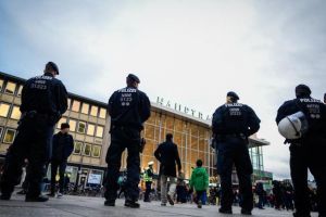 Scandal în Germania – Poliţia a cerut hotelurilor să anunţe când cazează români: ’’Sunt hoţi’’