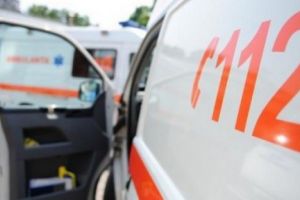 Accident grav pe DN1, la Pucheni. Doua masini s-au rasturnat, o victima este incarcerata