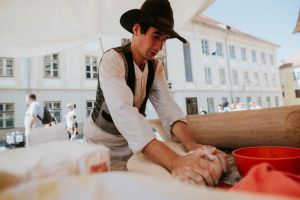 Atelier gastronomic de brutărie la Muzeul în aer liber