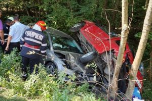 Accident rutier pe DN1, judetul Prahova. Patru victime, printre care si un copil