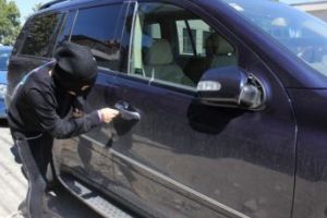 La varsta de 10 ani, cand alti copii inca se joaca in fata blocului, doi pusti braileni au devenit hoti profesionisti