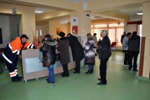 MĂRTURIE din Spitalul Judeţean. I-a băgat medicului 50 lei în buzunar, medicul i-a înapoiat!
