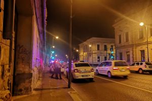 FOTO Scandal între vecini în centrul Sibiului – S-a lăsat cu amenzi
