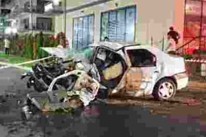 FOTO Accident mortal! Şoferul unui autoturism cu volan pe dreapta a pătruns pe contrasens