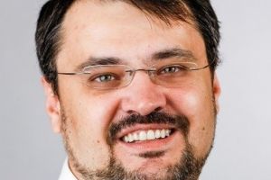 Cristian Ghinea, acuzat de HĂRȚUIRE SEXUALĂ: 'M-a îmbătat şi a început să mă atingă. Am martori'