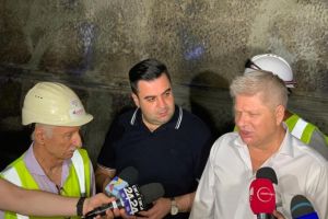 Ministrul Transporturilor vizita nocturna la podul de pe magistrala feroviara Bucuresti-Constanta 