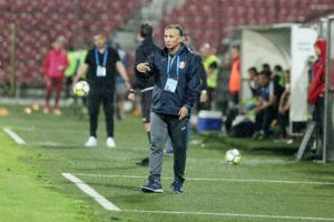 Petrescu, supărat după CFR Cluj – Botoşani 4-1: “Trebuia să dăm cel puţin 8 goluri”