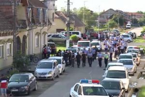 Val de apeluri false fără precedent la 112. Poliţia Română lansează un apel disperat pentru încetarea farselor