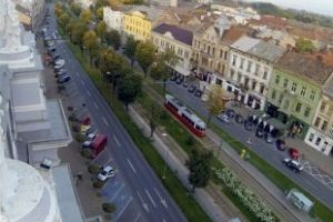 Trafic rutier ȘTRANGULAT în centrul Aradului. Restricţie de circulaţie