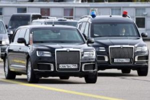Rusia a inceput sa vanda limuzine similare cu cele utilizate de Vladimir Putin