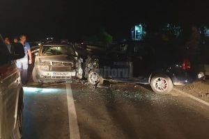 Accident provocat de un tânăr care a depăşit neregulamentar