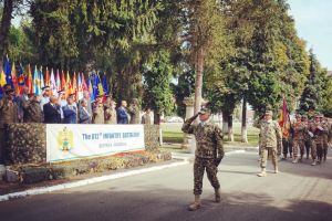 ”Șoimii Carpaţilor” au un nou comandant. Ceremonie la Brigada 81 Mecanizată