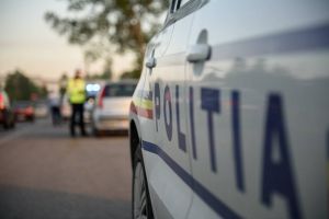 Razie a Poliţiei pe străzile din Satu Mare. Zeci de persoane legitimate şi amenzi de mii de lei