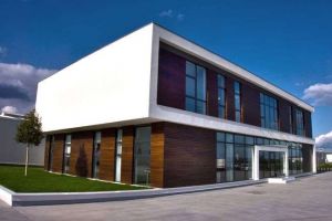Afaceri în creştere pentru Savini Due, din Sebeş. Lipsa forţei de muncă, o piedică în calea dezvoltării