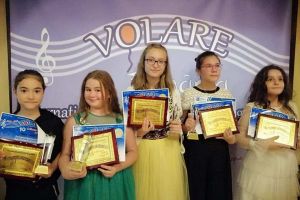 FOTO Tinere din Botoşani, pe podium la Festivalul internaţional de muzică pentru copii ”Volare”
