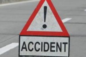 Accidentele se tin lant, in Maramures: Autoturism proiectat intr-o alta masina, dupa ce a intrat pe contrasens. Trei persoane au fost ranite