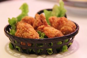 KFC colaborează cu compania Beyond Meat pentru a introduce pe piaţă aripioare vegane
