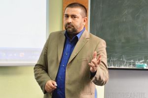 Scuze şi acuze: Îngrijitorii şi asistenţii care au fost de serviciu în noaptea incendiului de la Psihiatrie vor fi concediaţi