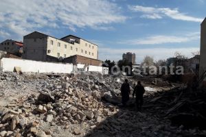 Au anuntat ca va avea doua etaje, iar acum s-au razgandit:  Blocul ridicat pe locul fabricii de biscuiti Eugenia din Constanta, supraetajat 