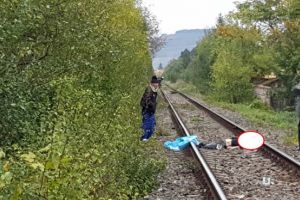 Tragedie in Prahova. Un barbat a fost lovit mortal de tren in Poiana Campina, Halta Bobolia