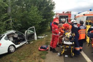 Accident pe DN1, la Romanesti. Trei masini implicate, mai multe victime