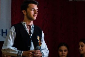 INTERVIU cu Darius Botorea, solist de muzică populară: „Muzica mi-a plăcut de când eram foarte mic”