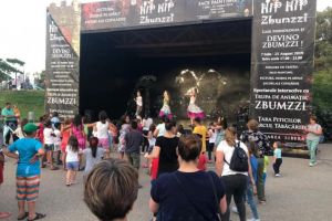 Proiect ajuns la final: Mii de copii s-au bucurat de spectacolele de animatie ale Trupei Zbumzzi