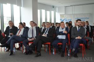 Reprezentanţii ALDE Bihor ies de la guvernare, dar nu vor să-şi lase funcţiile din instituţii. Vezi cine pleacă şi cine nu!