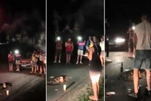 FOTO/VIDEO: Tort, flori şi artificii pentru o…groapă în asfalt. Ideea inedită a unor tineri din Cluj care atrag atenţia asupra situaţiei unui drum