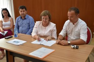 Contracte de 8 milioane lei semnate la Negreşti Oaş. Primăria face 4 poduri noi!