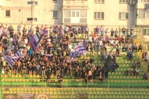 Amendaţi şi INTERZIŞI la stadion 1 AN!