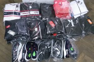 Constanta. Haine de firma contrafacute, descoperite intr-un autocar venit din Tulcea