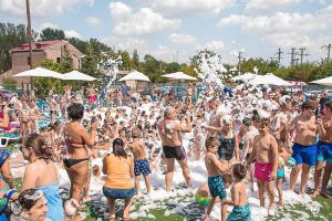 Manifestările dedicate Zilelor municipiului Alexandria, deschise de Spuma Party