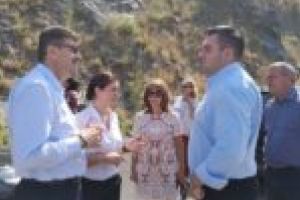 Ministrul Cuc garantează: 65 de kilometri de asfalt proaspăt pe drumurile din Caraş-Severin!