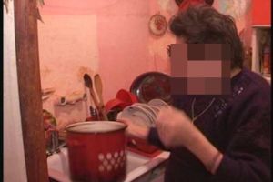 O gospodină din Micro 14 a produs panică în bloc! Pompierii au intervenit