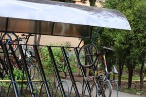 Sebeşul va avea suporţi noi pentru biciclete. 26 de dispozitive vor fi montate în toate cartierele de blocuri din municipiu