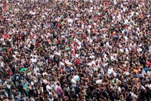 Suntem tot mai puţini, conform ultimelor date de la INS. Într-un an, România a pierdut populaţia unui oraş de mărimea municipiului Baia Mare
