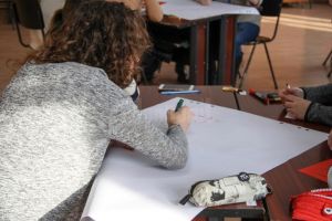 Elevii suceveni domină secţiunea Poezie a finalei Festivalului Naţional de Arte pentru ...