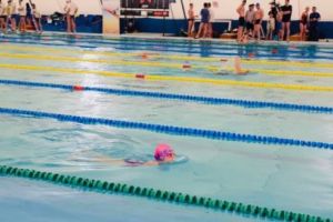 Bazinul Olimpic din ”Weekend” îşi continuă activitatea!