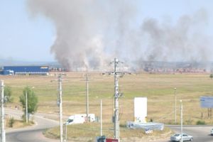 Inendiu in zona Centurii de Vest. Arde o suprafata mare de teren